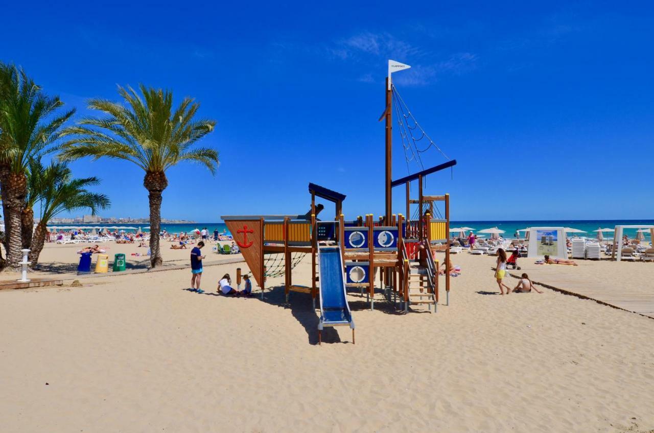Playa Postiguet Penthouse By Nras Apartment Alicante Luaran gambar